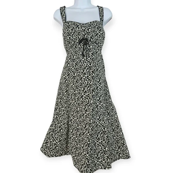 NWOT Karin Stevens black & white smocked fit & flare A-line dress Womens 16 - Picture 3 of 8